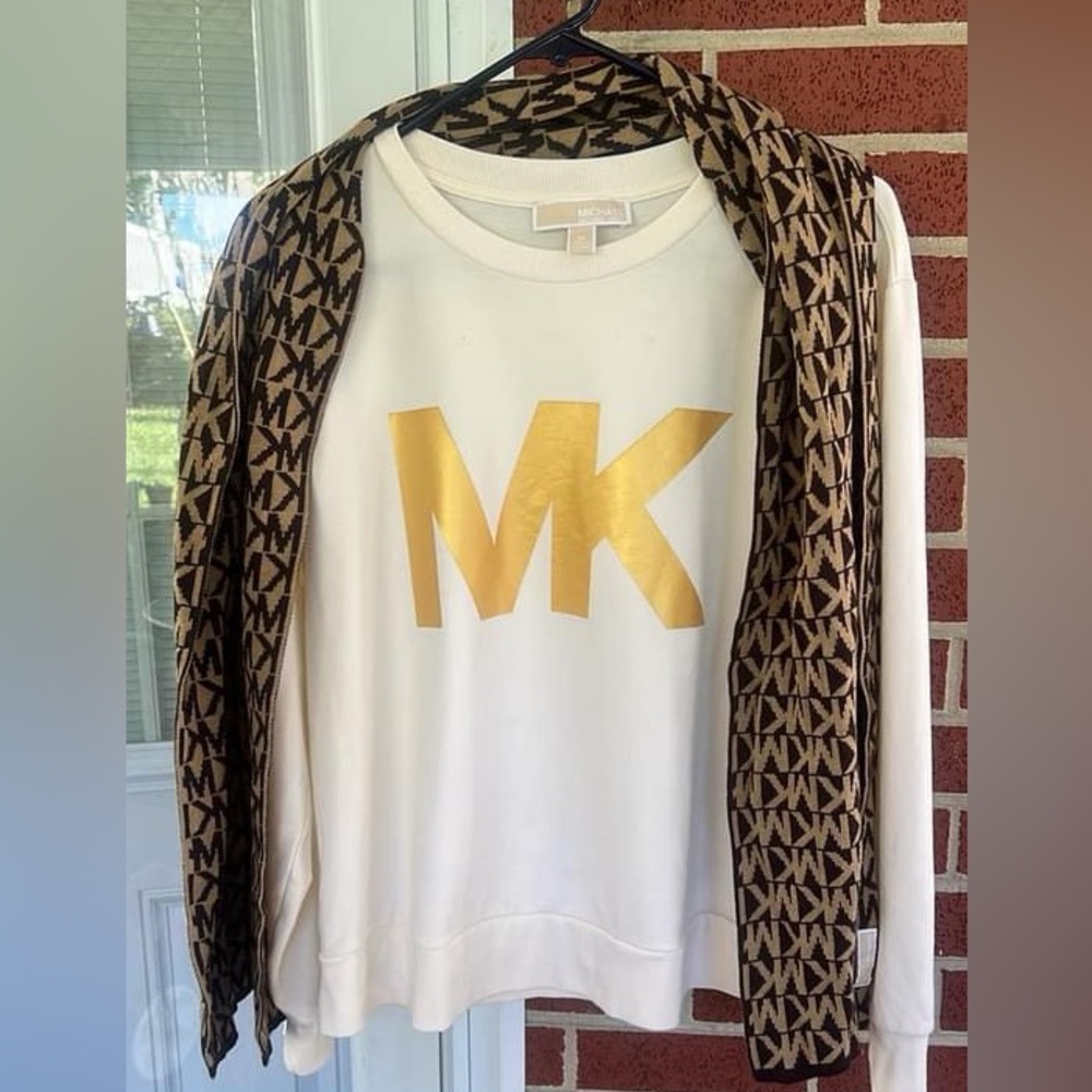 Michael Kors top & scarf